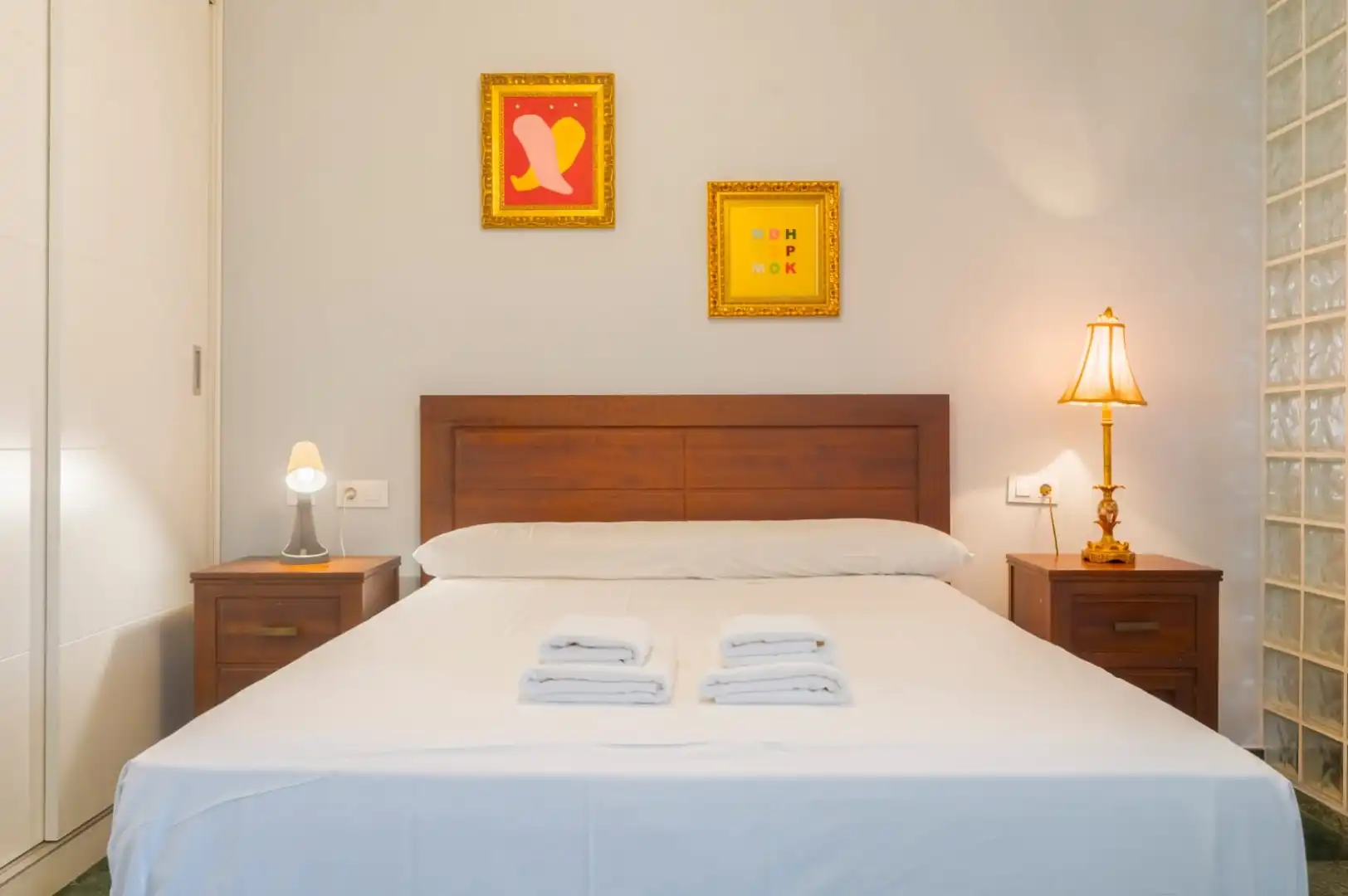 Bedroom of Flat for rent in Sevilla  with Air Conditioner, Heating and Storage room