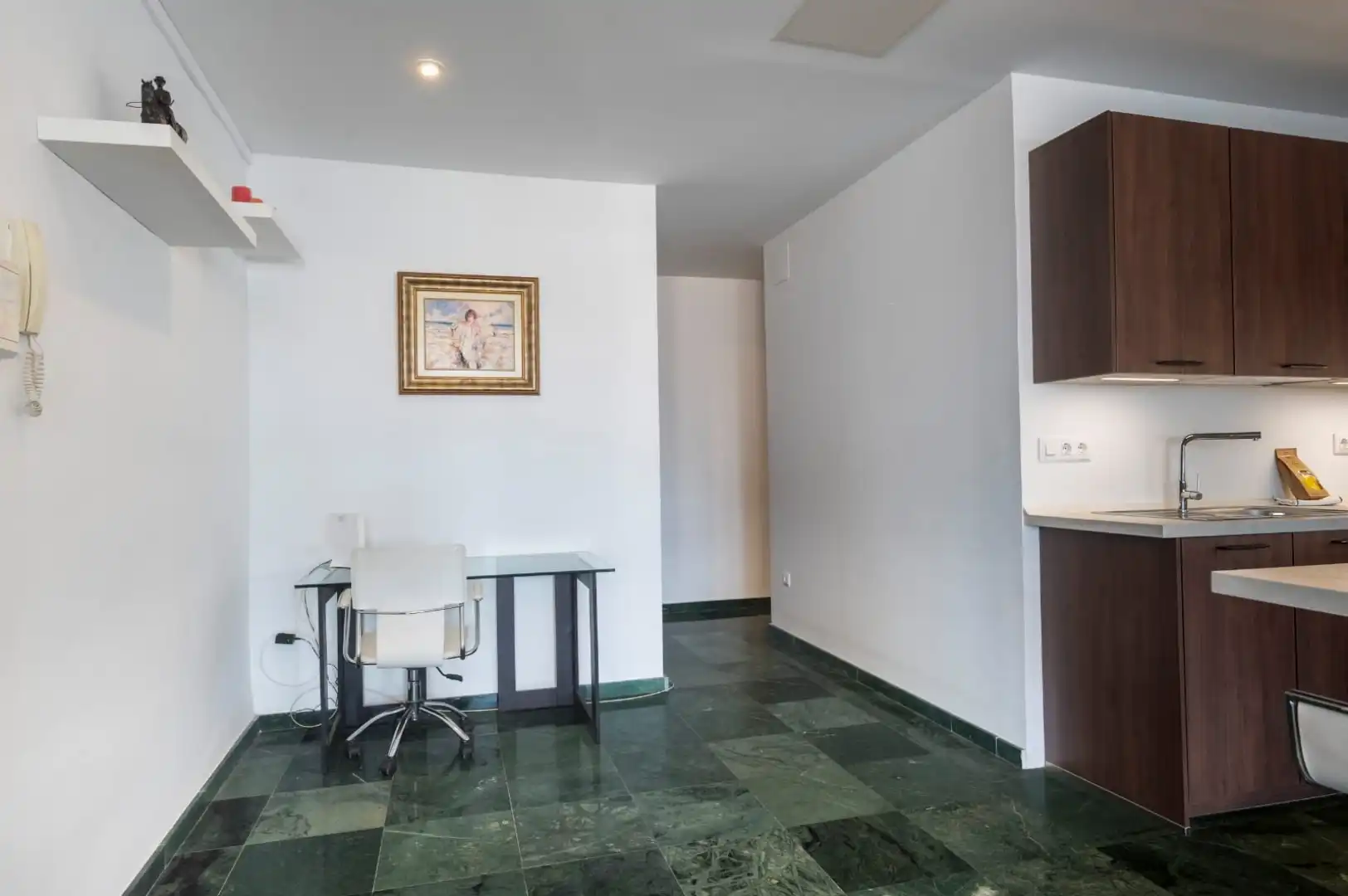 Kitchen of Flat for rent in Sevilla  with Air Conditioner, Heating and Storage room