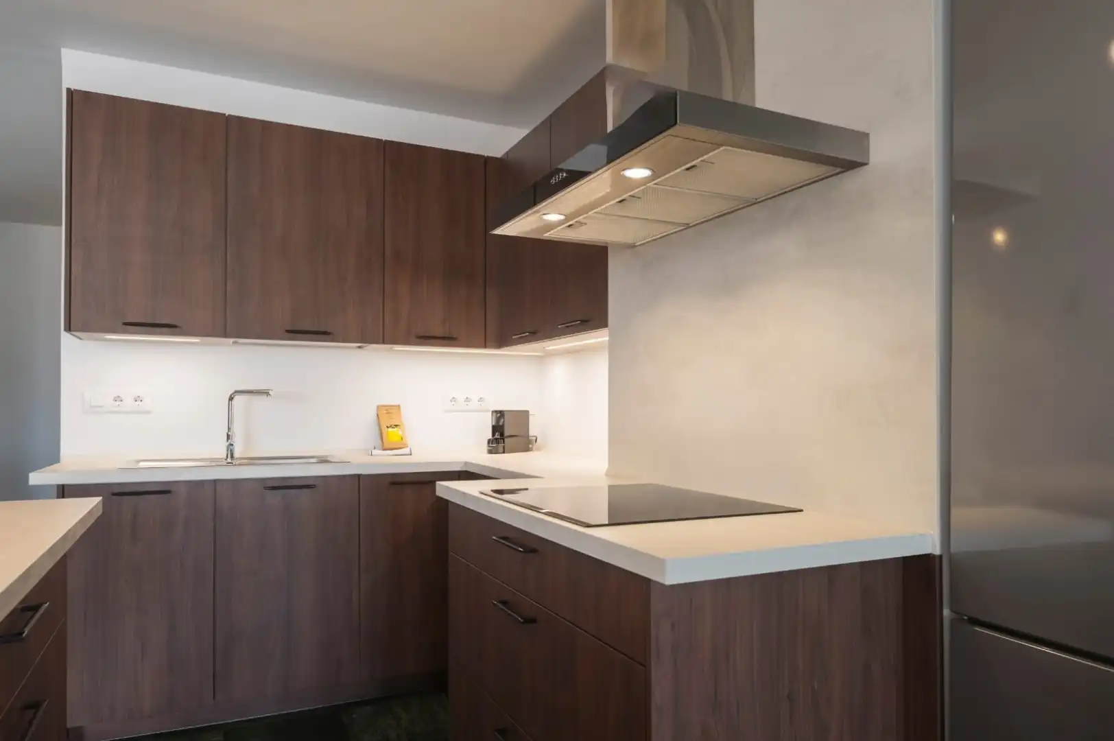 Kitchen of Flat for rent in Sevilla  with Air Conditioner, Heating and Storage room