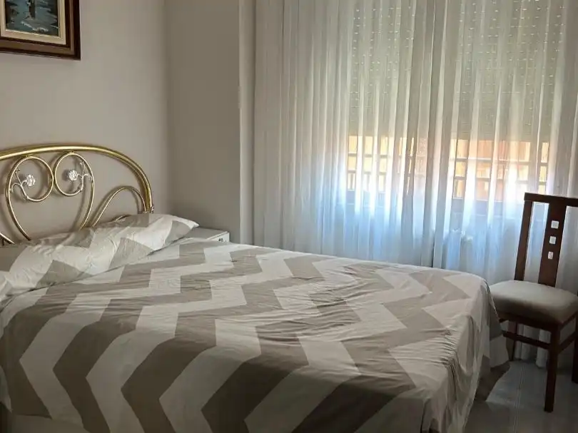 Pis en venda a Garrido Norte Dormitori de Pis en venda en Salamanca amb Calefacció i Balcó