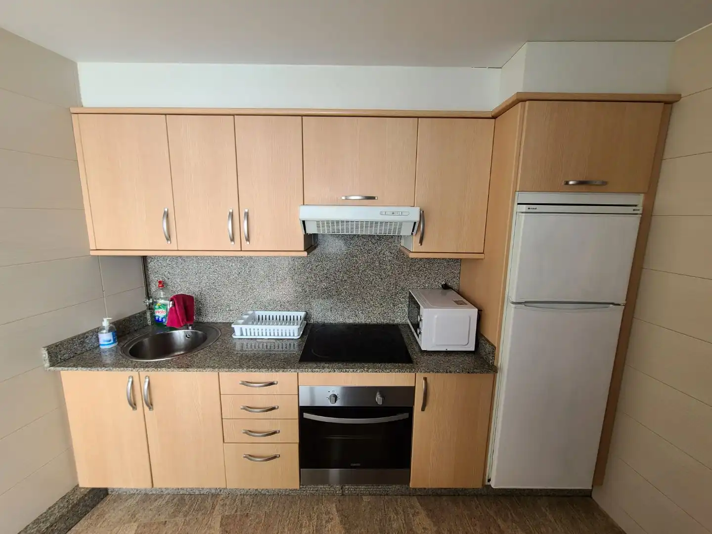 Piso de alquiler en Rúa de Vista Alegre, 10, Campus Norte - San Caetano Cocina de Piso de alquiler en Santiago de Compostela con Calefacción y Amueblado