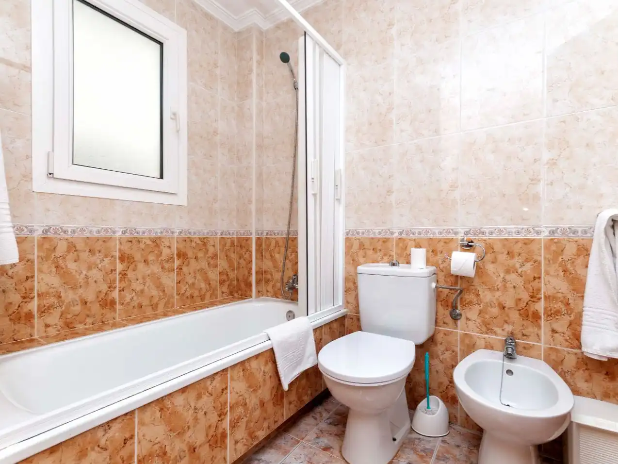 Bathroom of Flat for sale in Orihuela  with Air Conditioner, Swimming Pool and Balcony