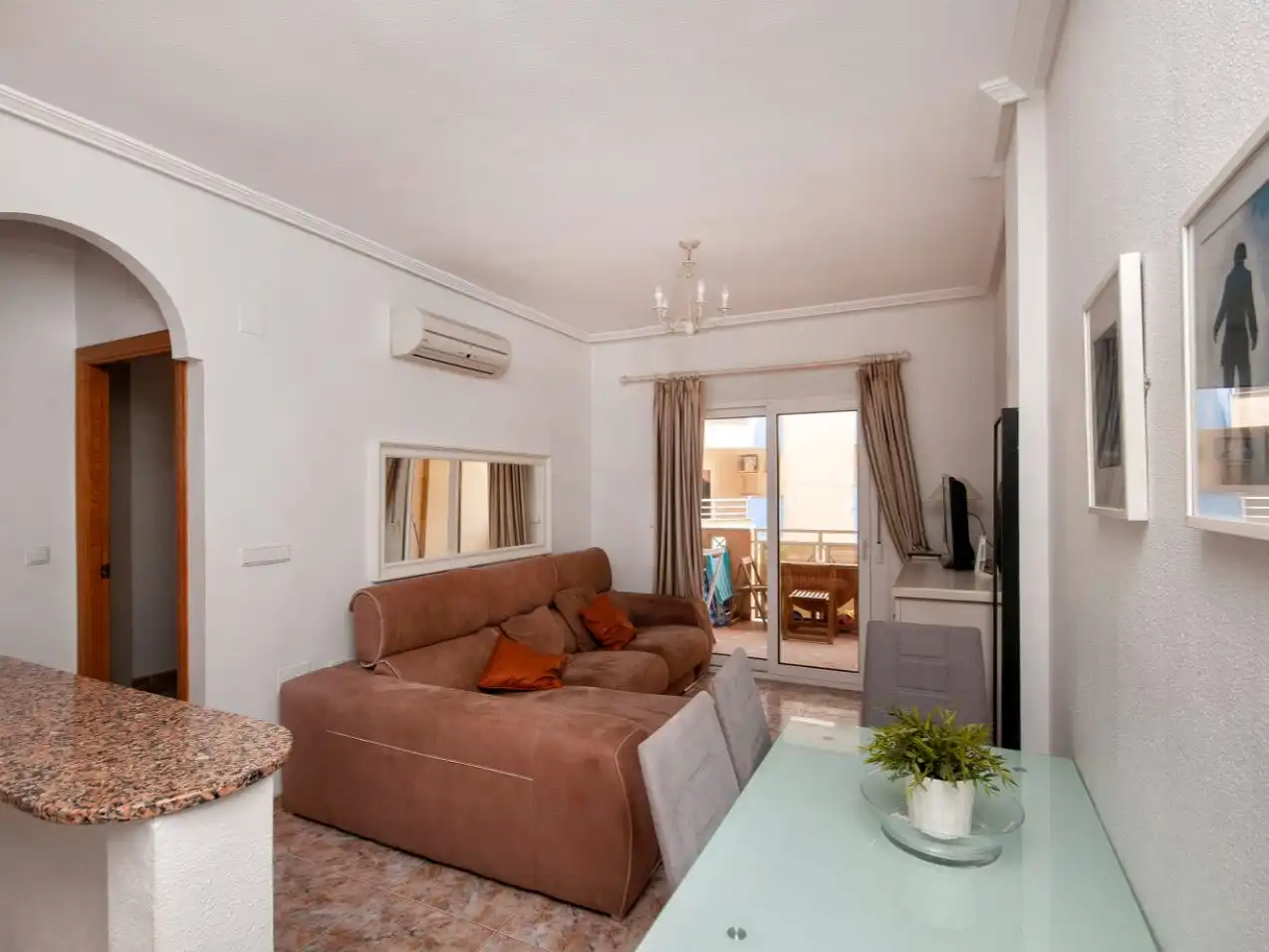 Living room of Flat for sale in Orihuela  with Air Conditioner, Swimming Pool and Balcony
