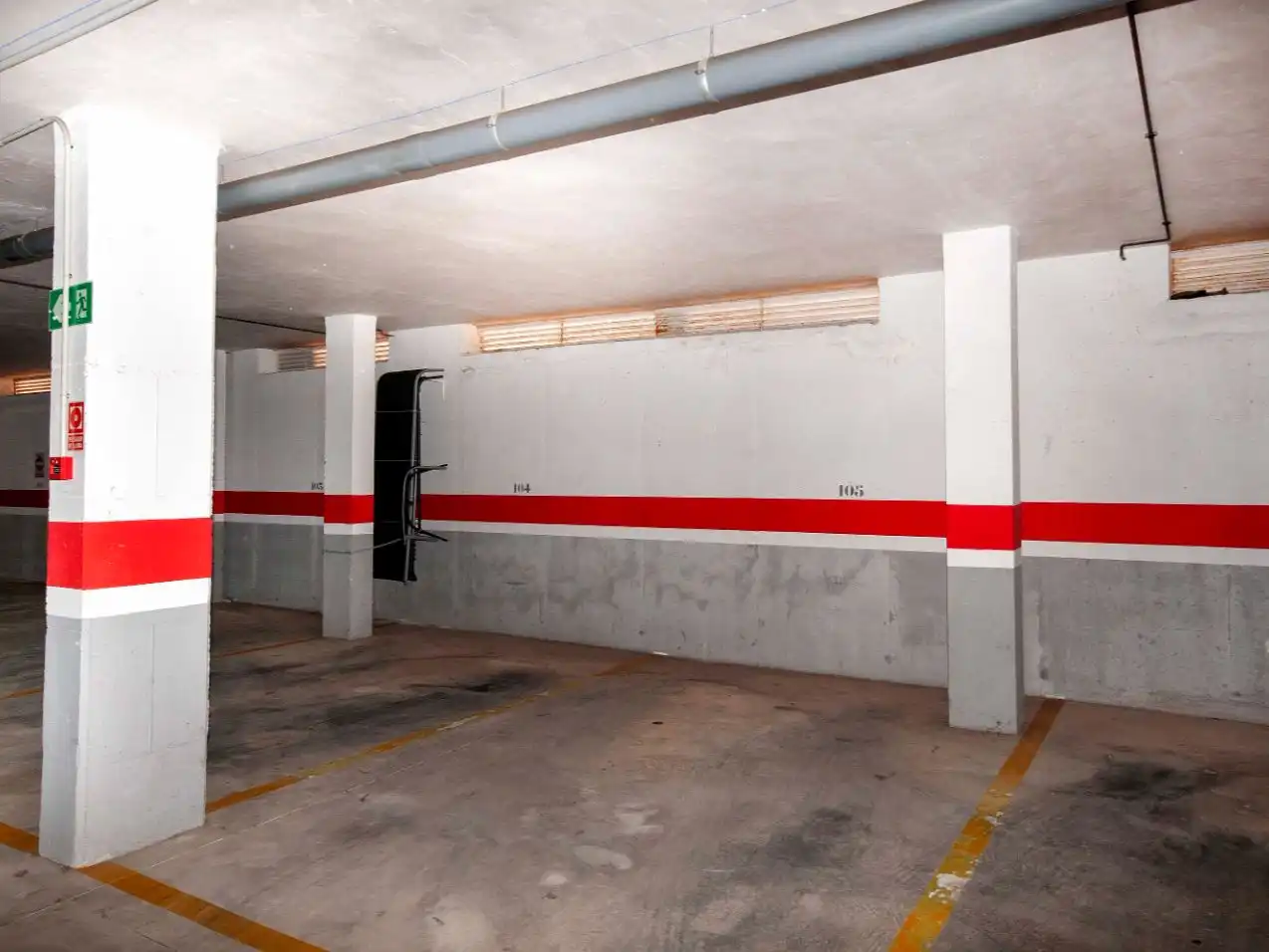 Parking of Flat for sale in Orihuela  with Air Conditioner, Swimming Pool and Balcony