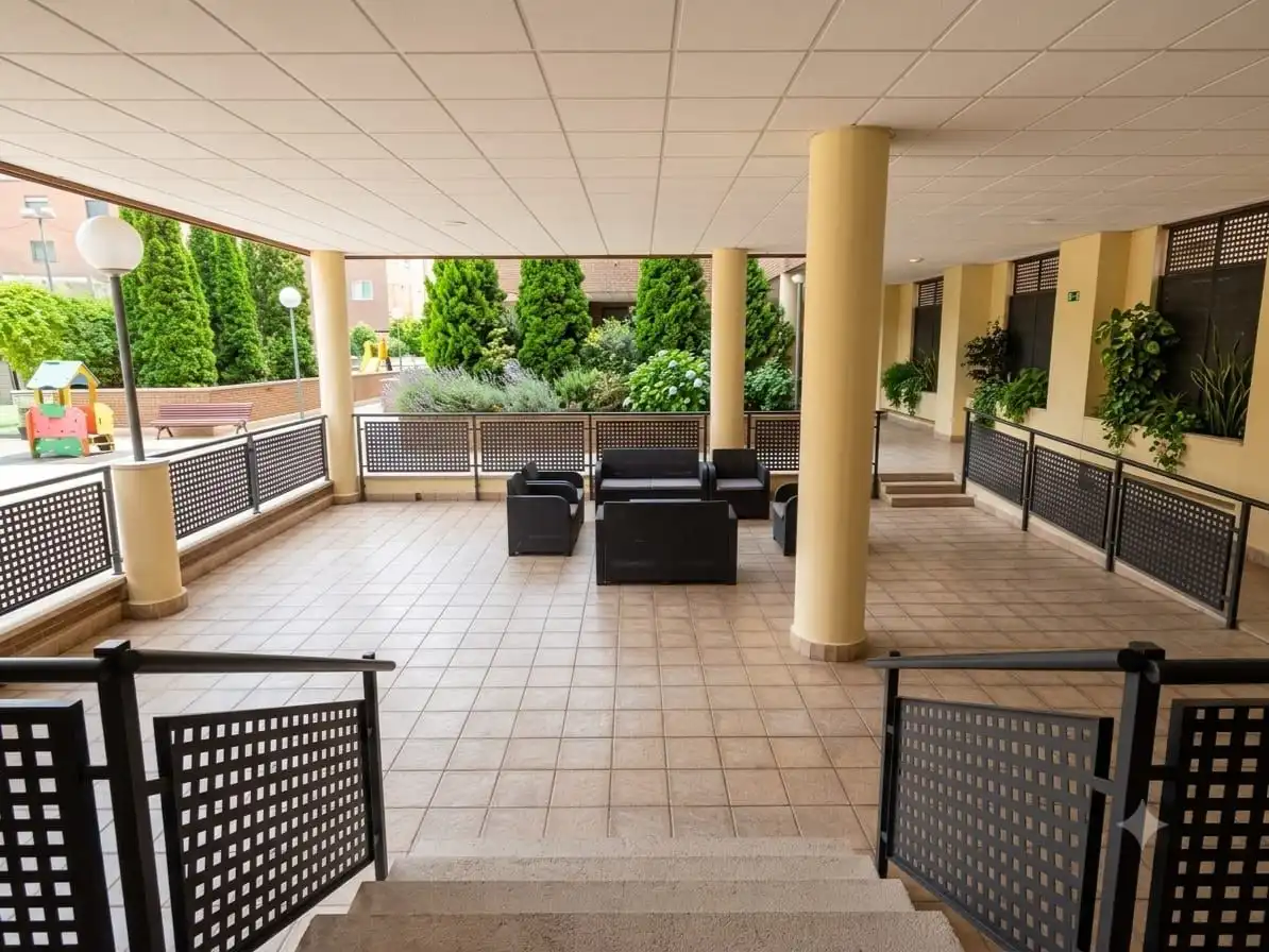 Flat for sale in Calle de Matilde Hernández, 25, San Isidro Terrace of Flat for sale in Madrid with Air Conditioner, Heating and Private garden