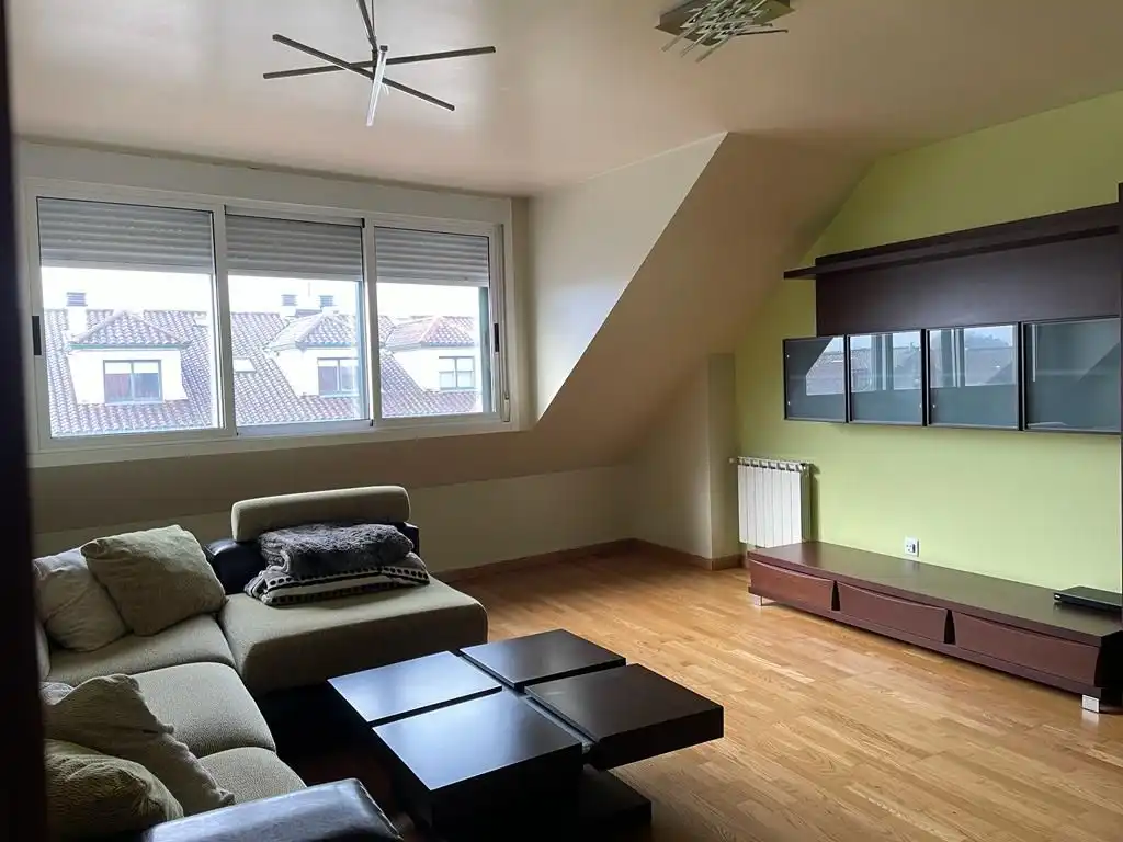 Living room of Flat for rent in Ames  with Heating, Parquet flooring and Storage room