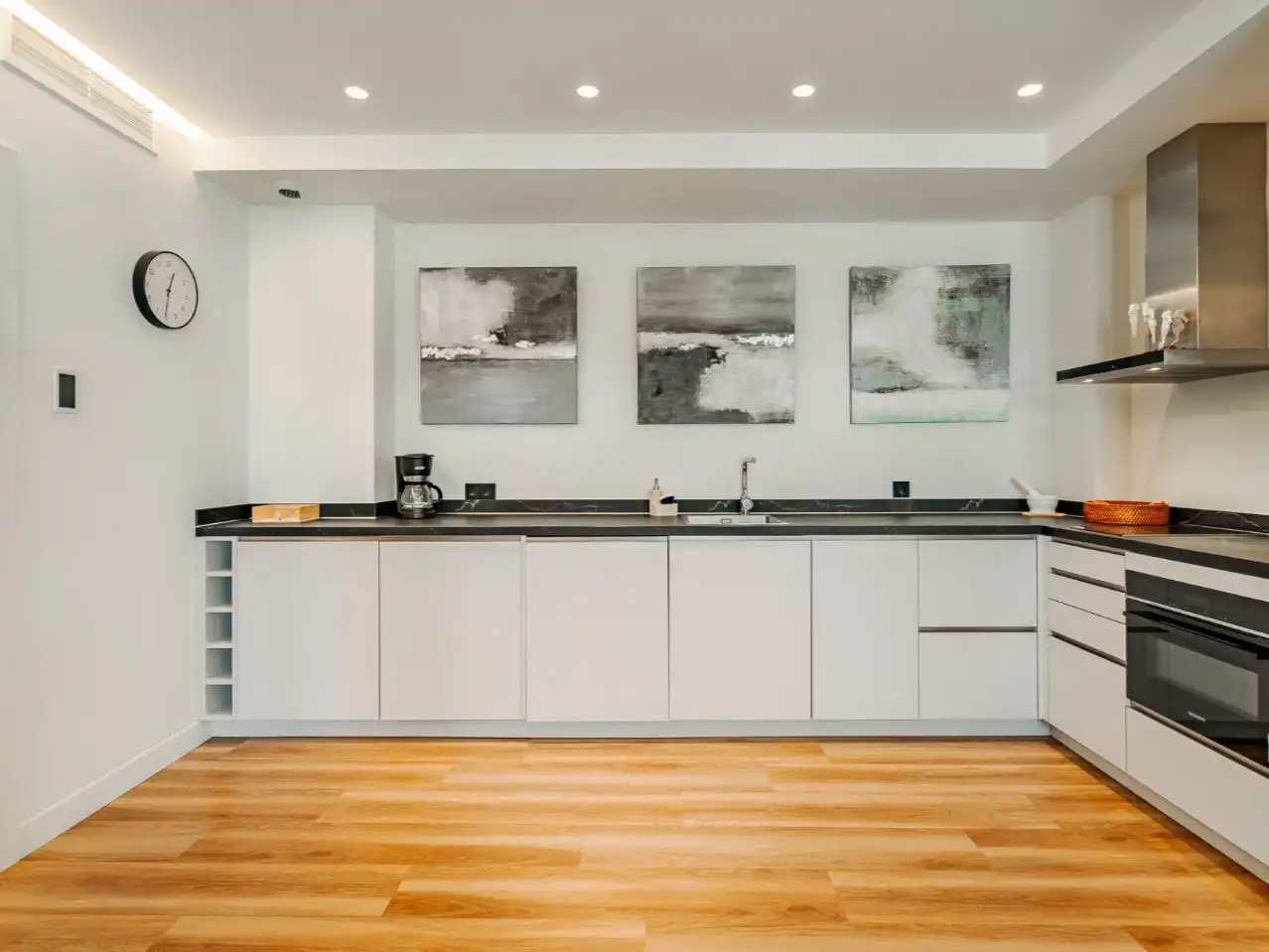Apartament en venda a Avenida Andalucía, 30, Sierra de Estepona - Avda. de Andalucía Cuina de Apartament en venda en Estepona amb Aire condicionat i Piscina