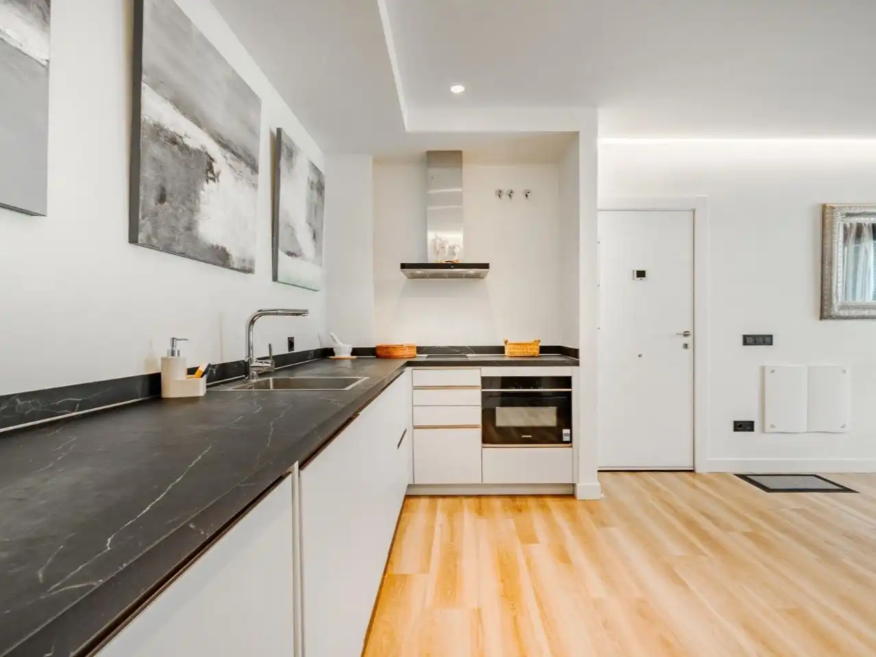 Apartament en venda a Avenida Andalucía, 30, Sierra de Estepona - Avda. de Andalucía Cuina de Apartament en venda en Estepona amb Aire condicionat i Piscina