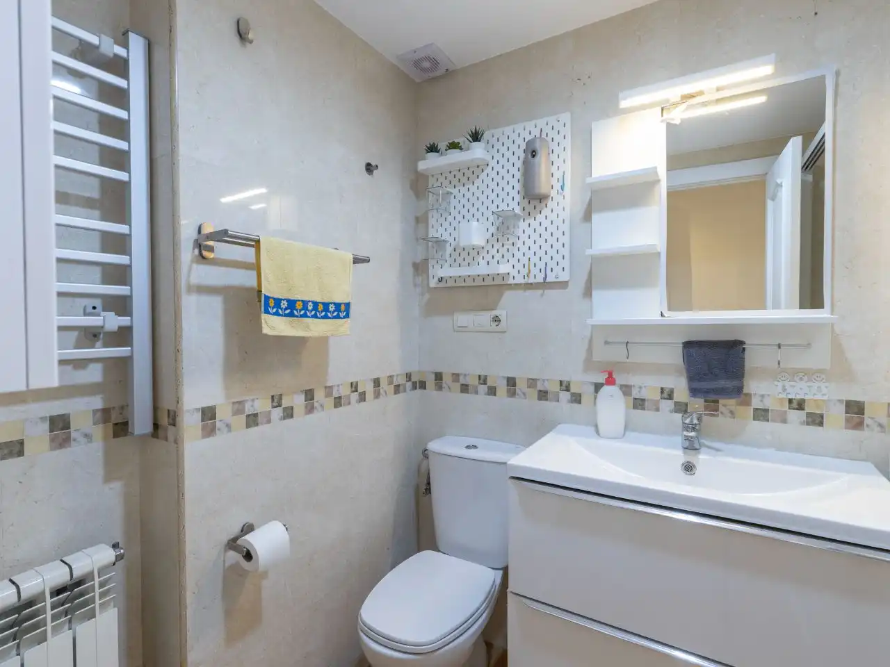 Wohnung zur Miete in Paseo Rector Antonio Gallego Morell, 38, Angustias - Chana - Encina