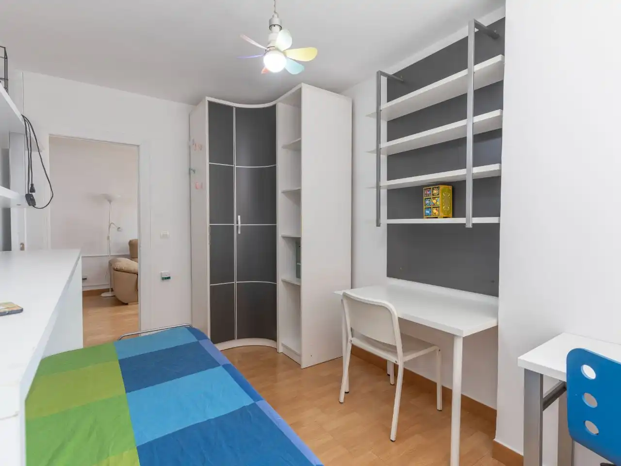 Wohnung zur Miete in Paseo Rector Antonio Gallego Morell, 38, Angustias - Chana - Encina