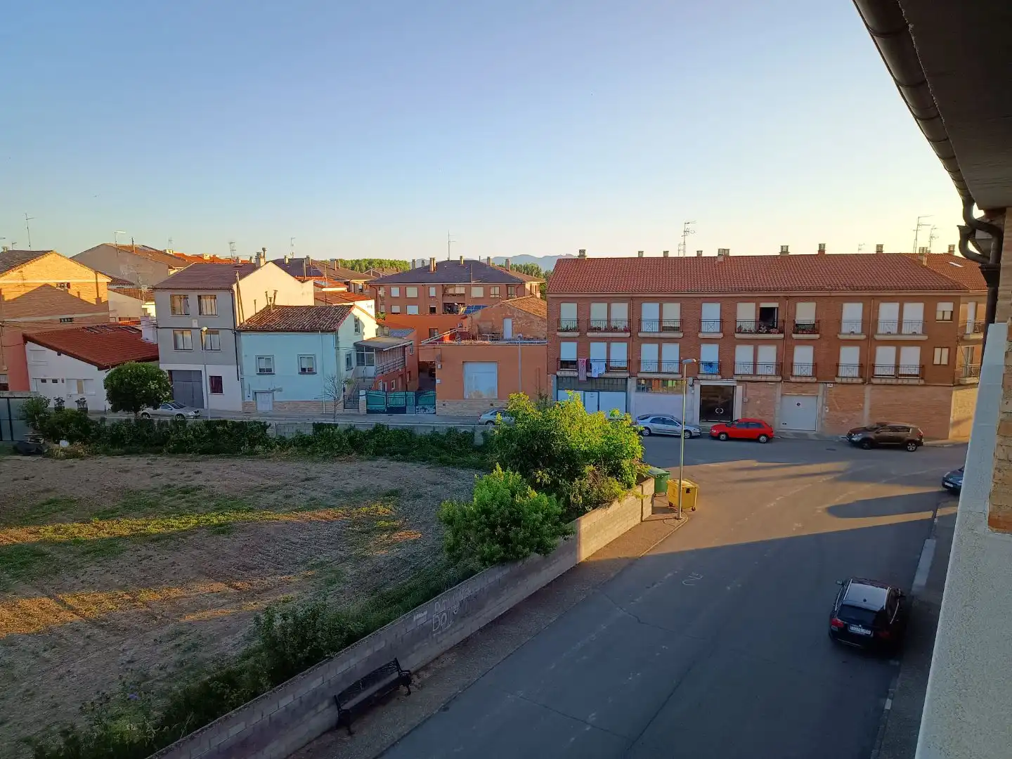 Pis en venda a Calle Nueva, 8, Castañares de Rioja Vista exterior de Pis en venda en Castañares de Rioja amb Terrassa i Balcó