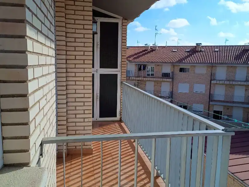 Pis en venda a Calle Nueva, 8, Castañares de Rioja Terrassa de Pis en venda en Castañares de Rioja amb Terrassa i Balcó