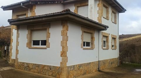 Casa o chalet en venta en Calle Real, 27, Vizmanos, Soria - imagen 2 Foto 2 de Casa o chalet en venta en Calle Real, 27, Vizmanos, Soria