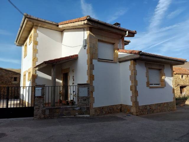 Casa-chalet en Venta en Calle Real, 27 en Vizmanos