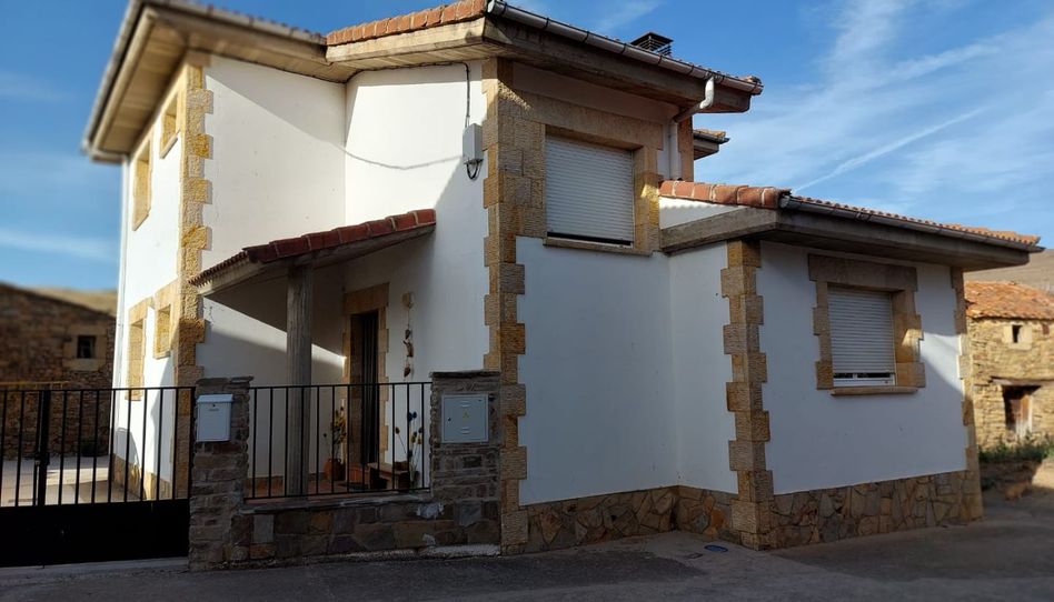 Casa o chalet en venta en Calle Real, 27, Vizmanos, Soria - imagen 1 Foto 1 de Casa o chalet en venta en Calle Real, 27, Vizmanos, Soria