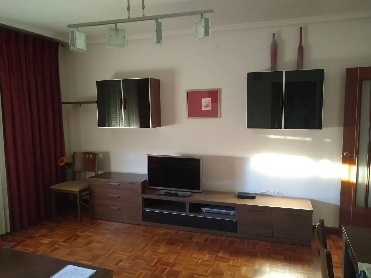 Piso de alquiler en Calle Diego Jiménez, 48, Centro Sala de estar de Piso de alquiler en Cuenca con Calefacción, Parquet y Terraza