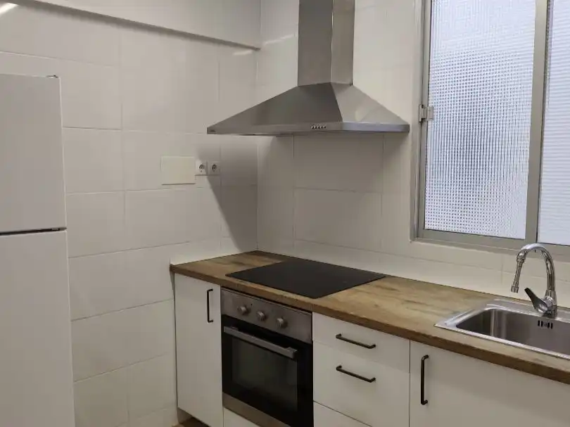 Piso de alquiler en Carrer de la Mare de Déu de Montiel, 19, El Alborgí Piso de alquiler en Carrer de la Mare de Déu de Montiel, 19, El Alborgí
