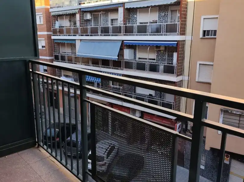 Piso de alquiler en Carrer de la Mare de Déu de Montiel, 19, El Alborgí Piso de alquiler en Carrer de la Mare de Déu de Montiel, 19, El Alborgí