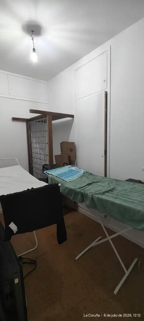 Room in Avenida Arteixo, 5, San Pablo - Juan Flórez Room in Avenida Arteixo, 5, San Pablo - Juan Flórez