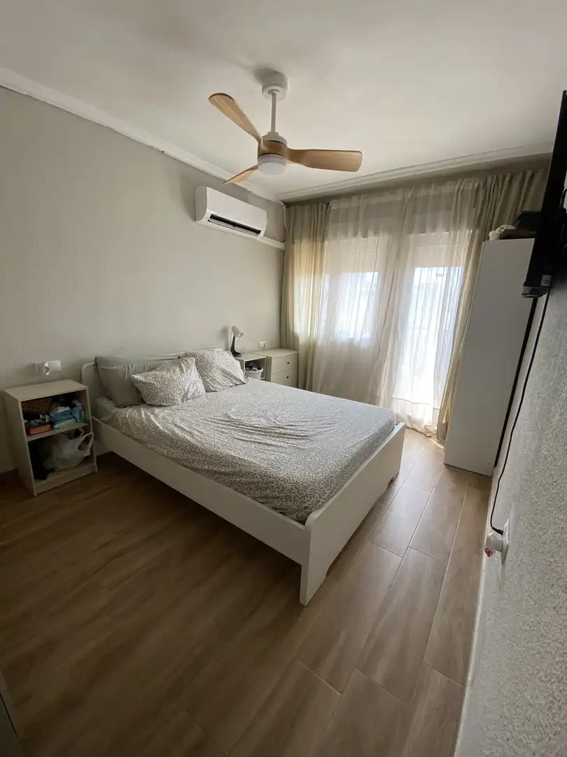 Pis en venda a Carrer del Marqués de Salamanca, 17, Mestrets Dormitori de Pis en venda en Castellón de la Plana / Castelló de la Plana amb Aire condicionat i Terrassa