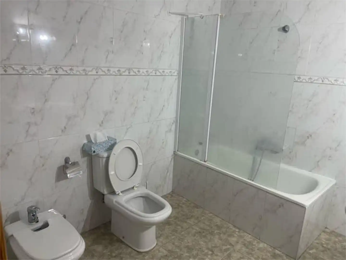 Flat for rent in Xàtiva Bathroom of Flat for rent in Xàtiva with Terrace and Furnished