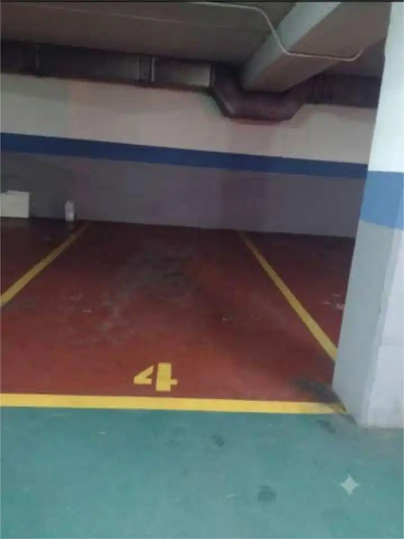 Garage zur Miete in Fozaneldi - Tenderina Parkplatz von Garage zur Miete in Oviedo