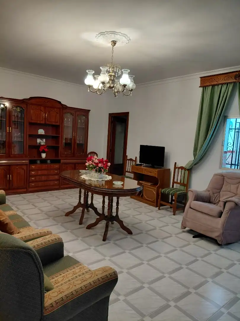Casa adosada en venta en Calle Escuelas, 3, Castro del Río Sala de estar de Casa adosada en venta en Castro del Río con Aire acondicionado, Calefacción y Trastero