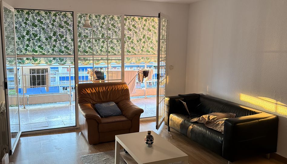 Habitación en Parque Cataluña, 5, Parque Cataluña, Torrejón de Ardoz - imagen 1 Foto 1 de Habitación en Parque Cataluña, 5, Parque Cataluña, Torrejón de Ardoz