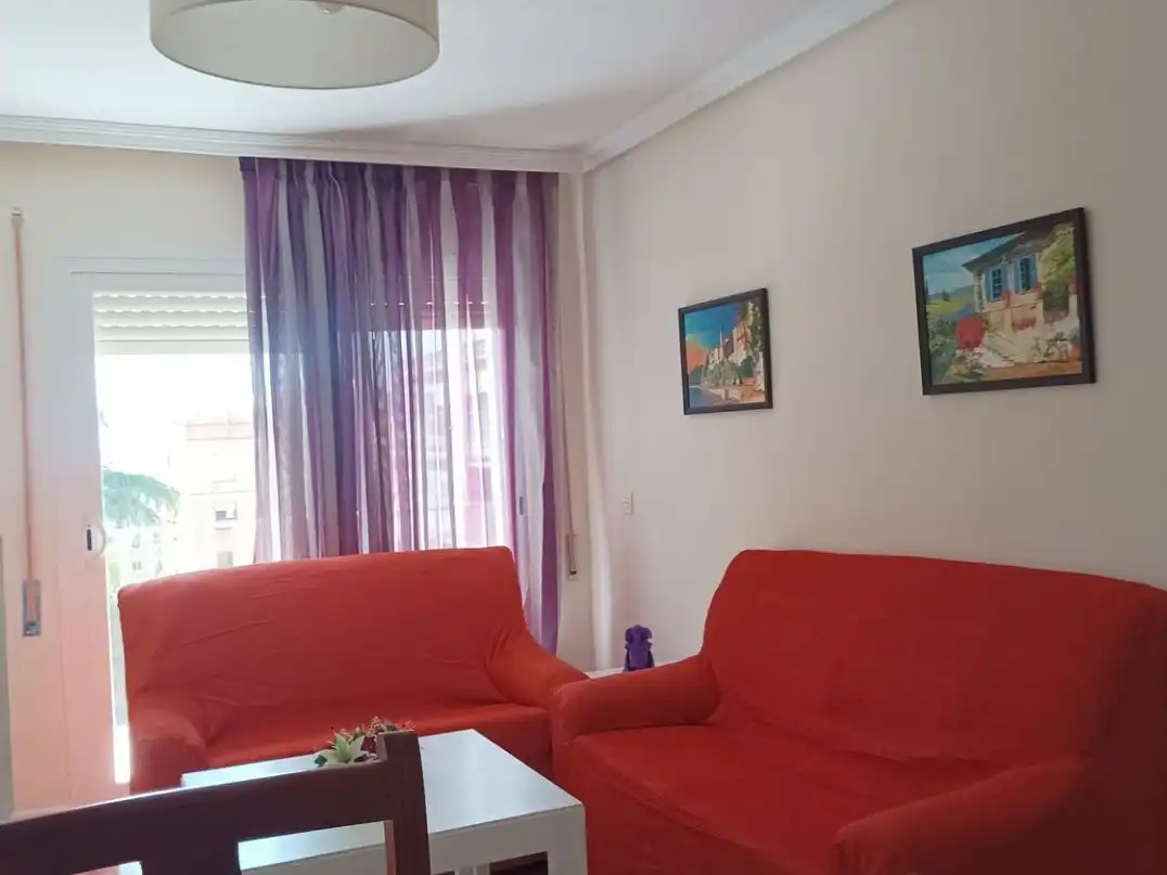 Habitació a Calle Miguel Ángel, 3, Norte - Universidad Sala d'estar de Pis per a compartir en Móstoles amb Aire condicionat, Calefacció i Parquet