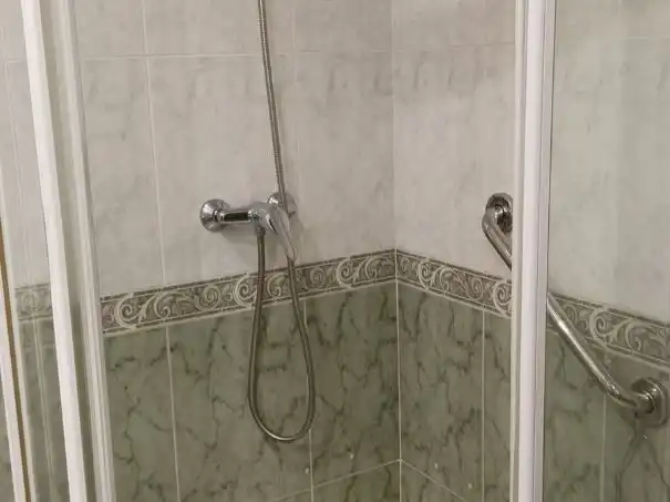 Habitació a Calle Miguel Ángel, 3, Norte - Universidad Bany de Pis per a compartir en Móstoles amb Aire condicionat, Calefacció i Parquet