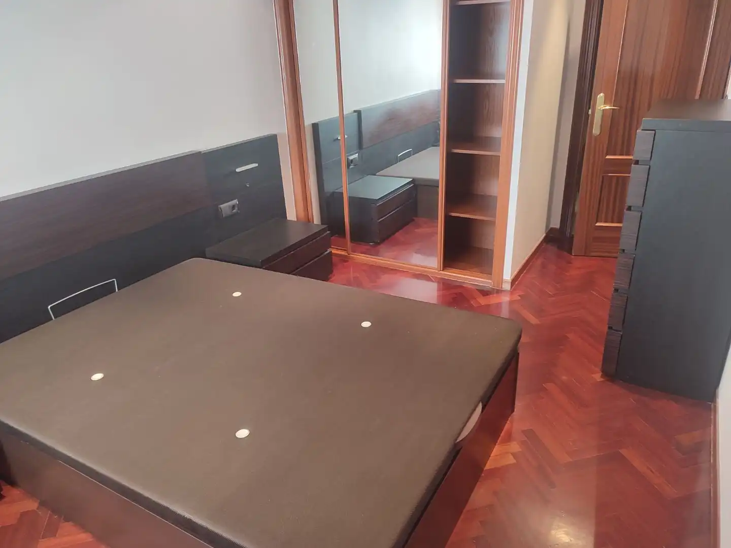 Flat for rent in Avenida de Ramón Nieto, 164, Lavadores Bedroom of Flat for rent in Vigo with Air Conditioner, Heating and Parquet flooring