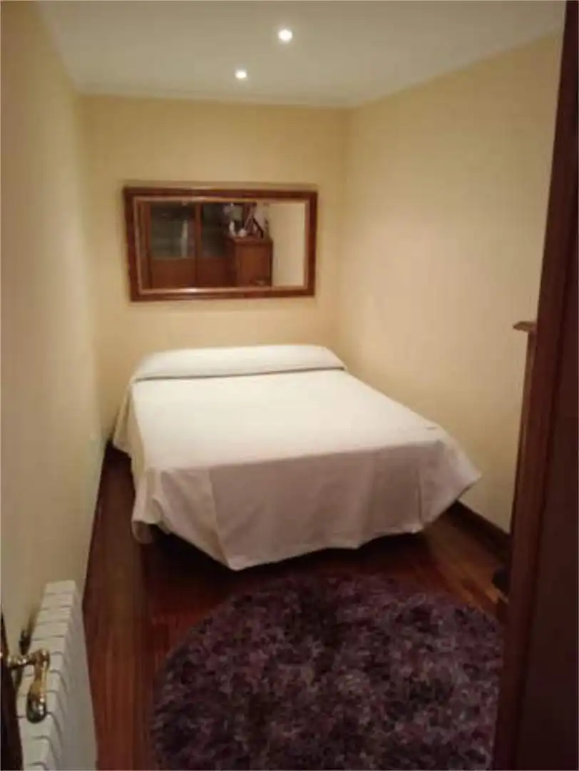 Flat for rent in Casco Viejo Bedroom of Flat for rent in Ourense Capital
