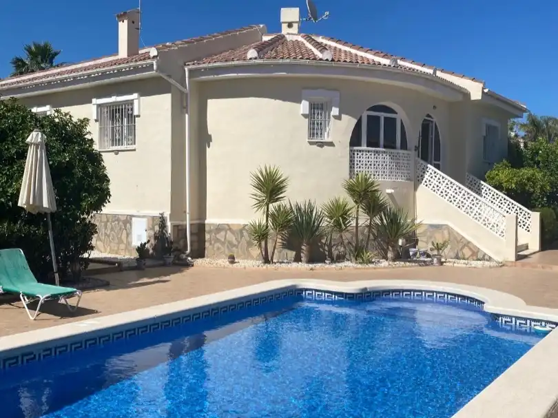 Casa o xalet en venda a Calle Zaragoza, 4, Doña Pepa Piscina de Casa o xalet en venda en Rojales
