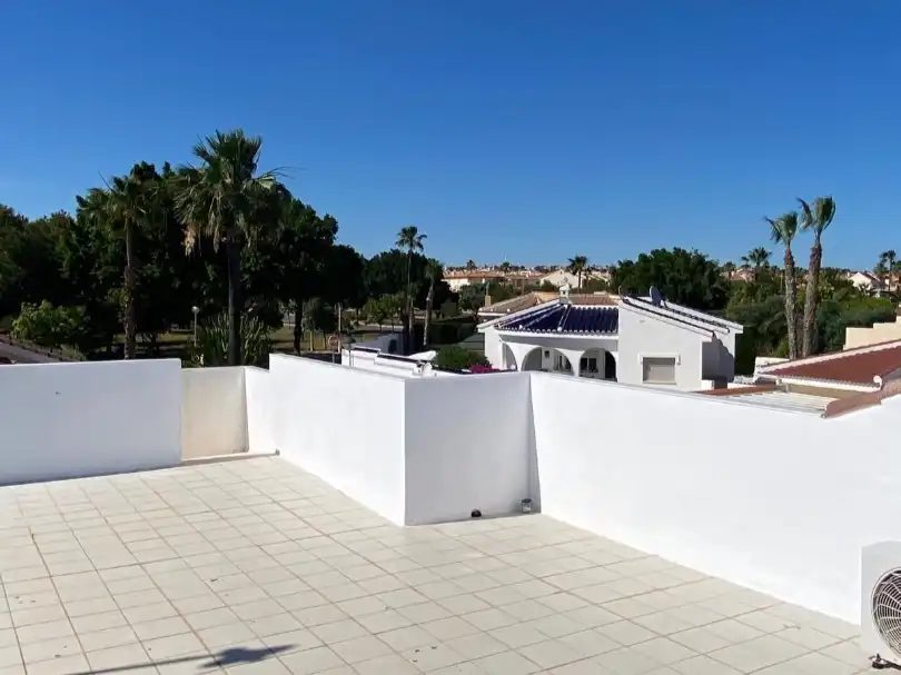 Casa o xalet en venda a Calle Zaragoza, 4, Doña Pepa Terrassa de Casa o xalet en venda en Rojales