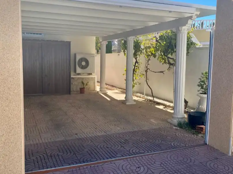 Casa o xalet en venda a Calle Zaragoza, 4, Doña Pepa Aparcament de Casa o xalet en venda en Rojales