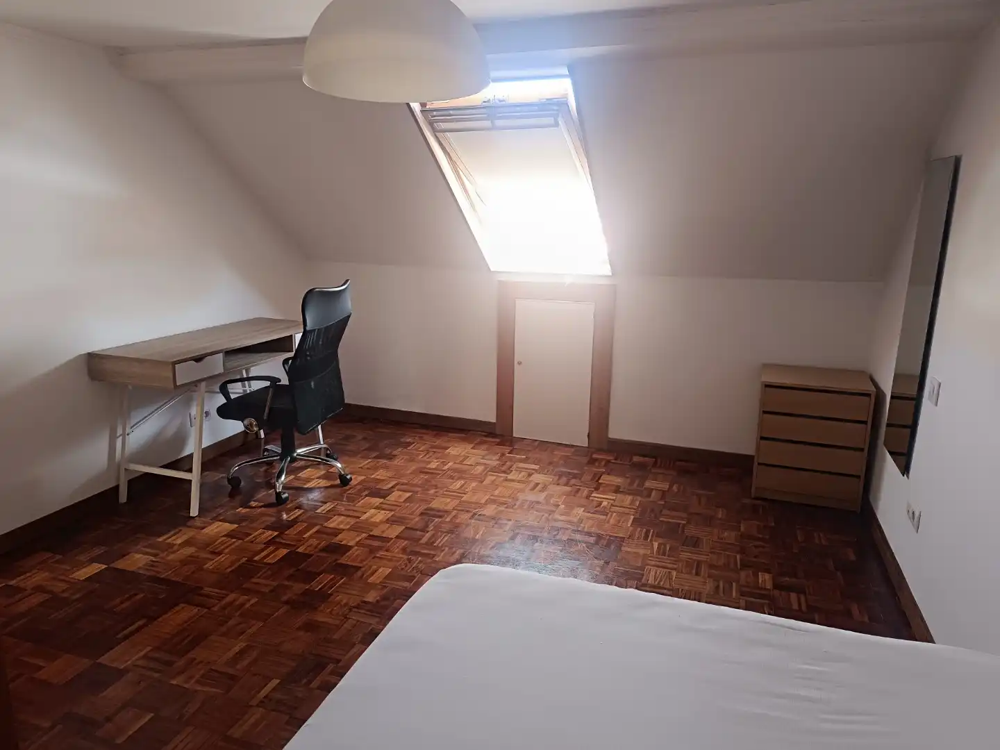 Flat for rent in Rúa Falperra, 7, Falperra - Santa Lucía Bedroom of Flat for rent in A Coruña Capital with Furnished, Washing machine and Microwave