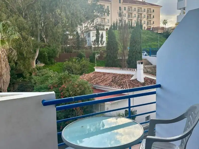 Pis en venda a Calle Torrealmádena, 3, Benalmádena Vista exterior de Pis en venda en Benalmádena amb Aire condicionat, Terrassa i Piscina