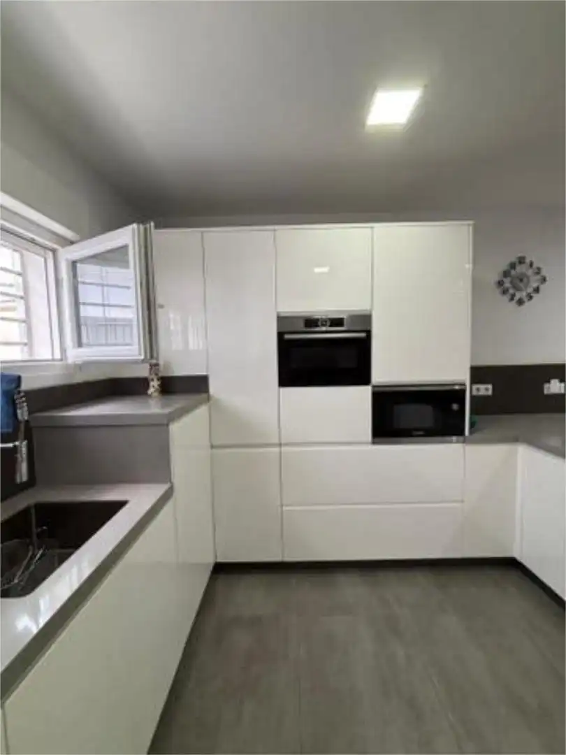 Casa o xalet en venda a Barbate ciudad Cuina de Casa o xalet en venda en Barbate amb Terrassa i Moblat