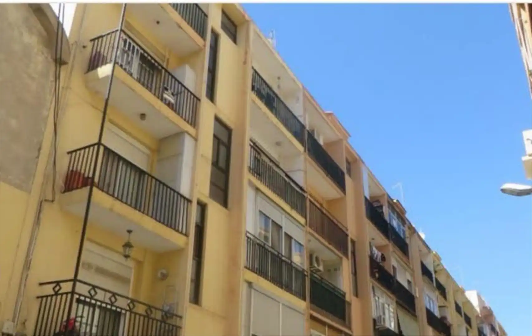 Wohnung zum Verkauf in Poble Nou Außenansicht von Wohnung zum Verkauf in Torrent
