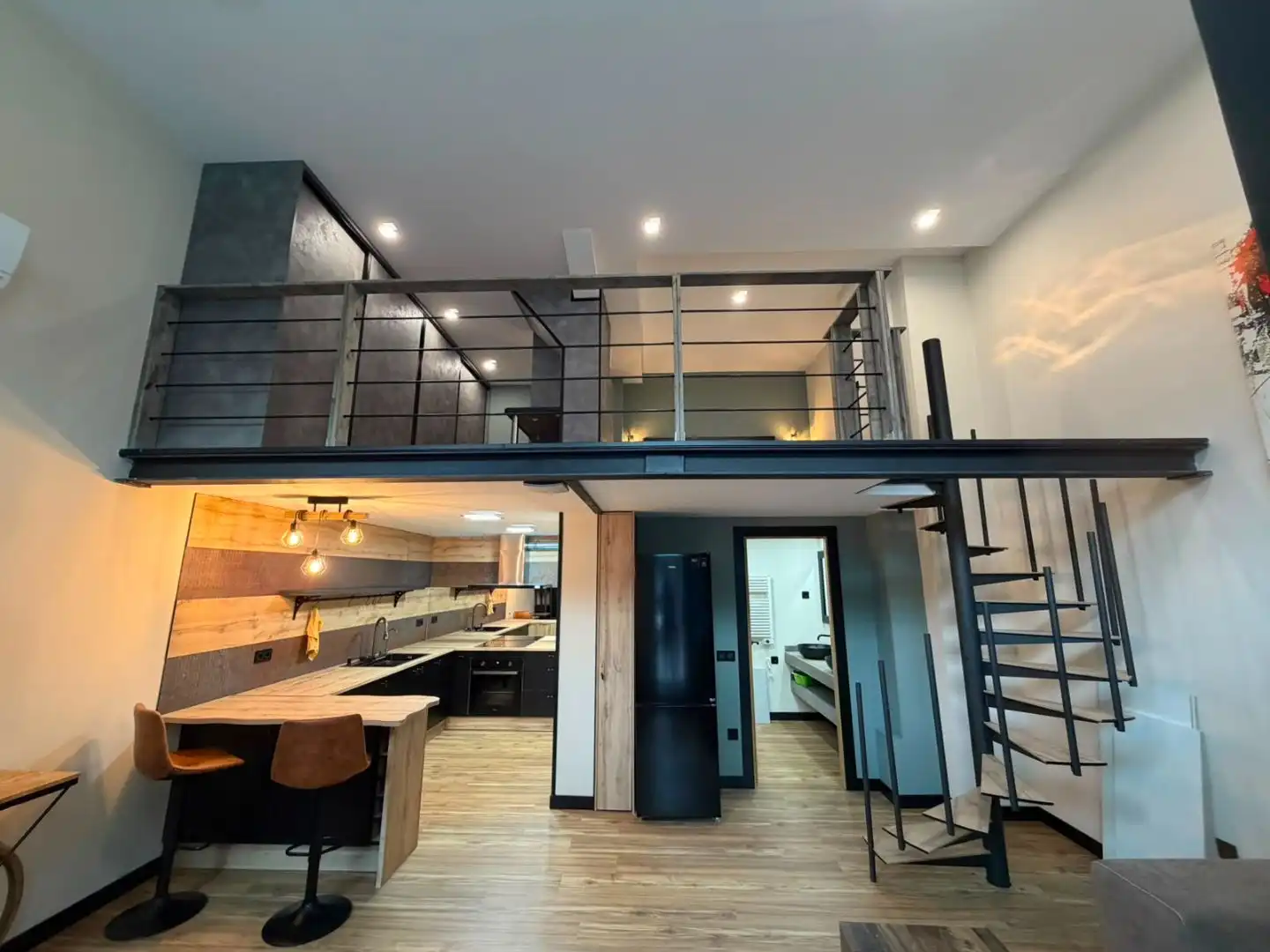 Loft zur Miete in Calle Aeronave, 8, Timón Küche von Loft zur Miete in Madrid mit Klimaanlage, Heizung und Parkett
