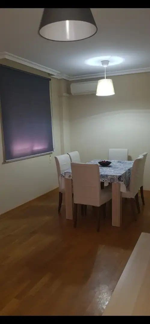 Flat for rent in Calle Júpiter, 10, La Guija Dining room of Flat for rent in Ciudad Real with Air Conditioner, Heating and Parquet flooring
