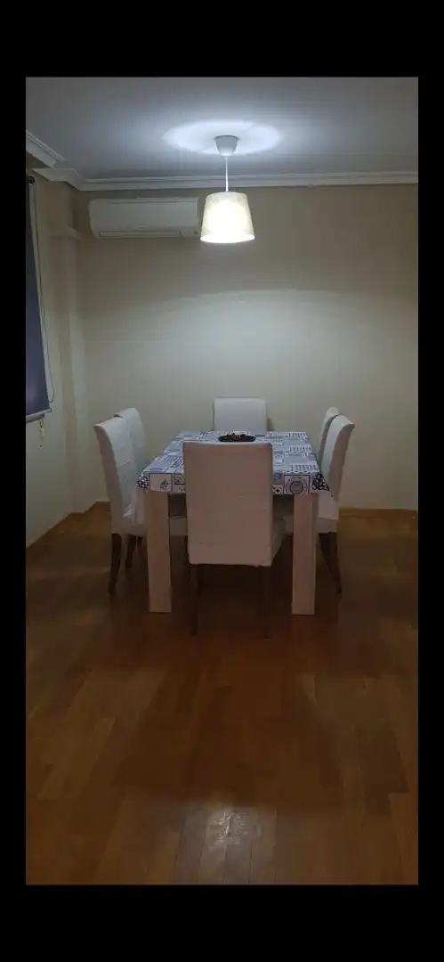 Flat for rent in Calle Júpiter, 10, La Guija Dining room of Flat for rent in Ciudad Real with Air Conditioner, Heating and Parquet flooring