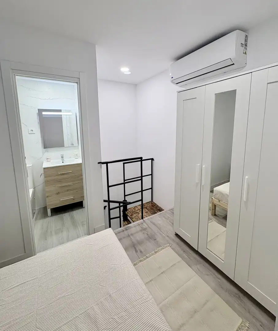 Estudio en venta en Avenida del Puente Cultural, 3, Dehesa Vieja - Puente Cultural Habitación de Estudio en venta en San Sebastián de los Reyes con Aire acondicionado