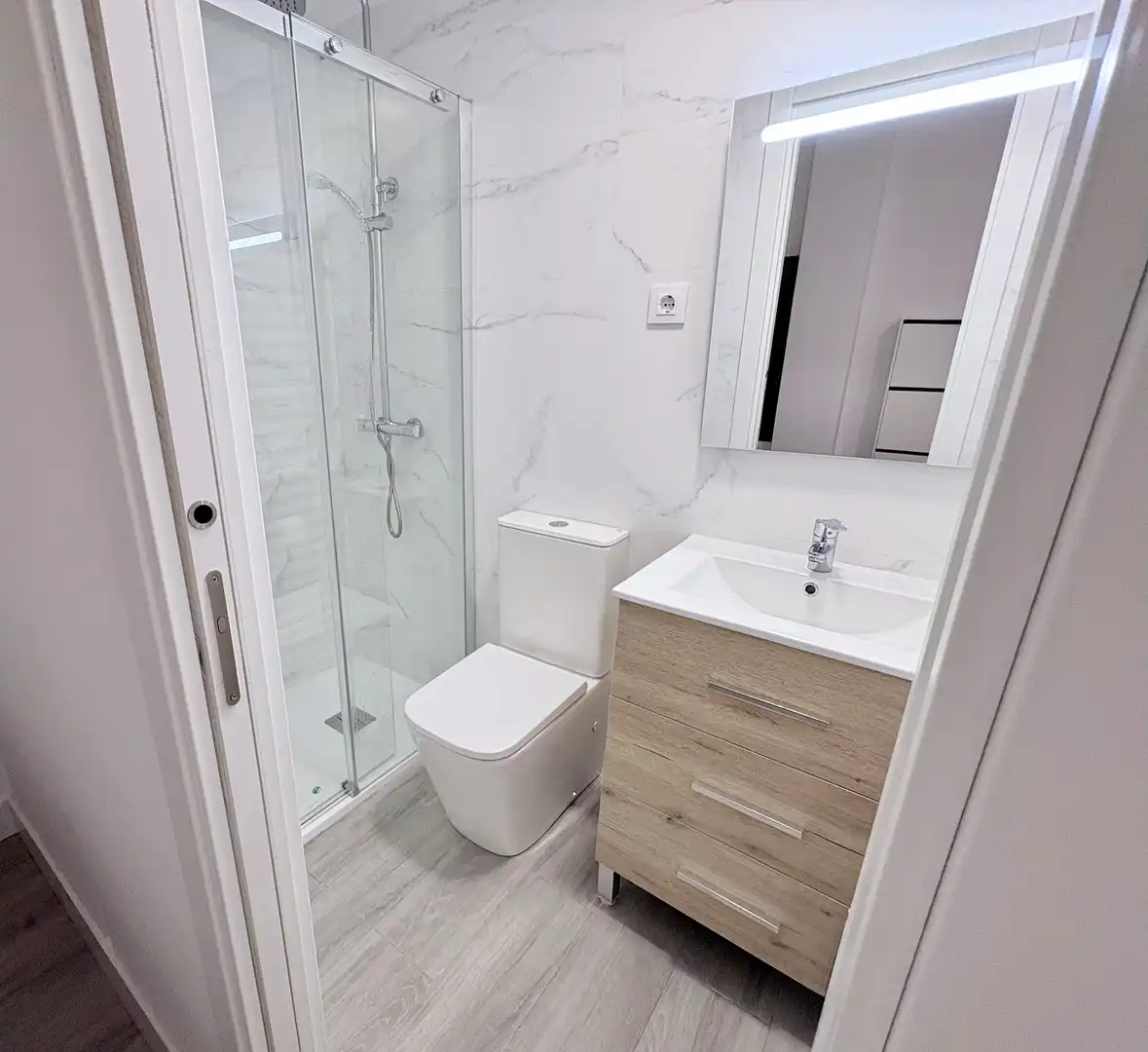 Estudio en venta en Avenida del Puente Cultural, 3, Dehesa Vieja - Puente Cultural Baño de Estudio en venta en San Sebastián de los Reyes con Aire acondicionado