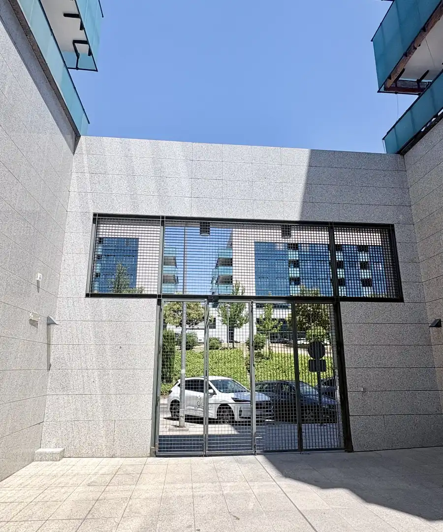 Estudio en venta en Avenida del Puente Cultural, 3, Dehesa Vieja - Puente Cultural Vista exterior de Estudio en venta en San Sebastián de los Reyes con Aire acondicionado
