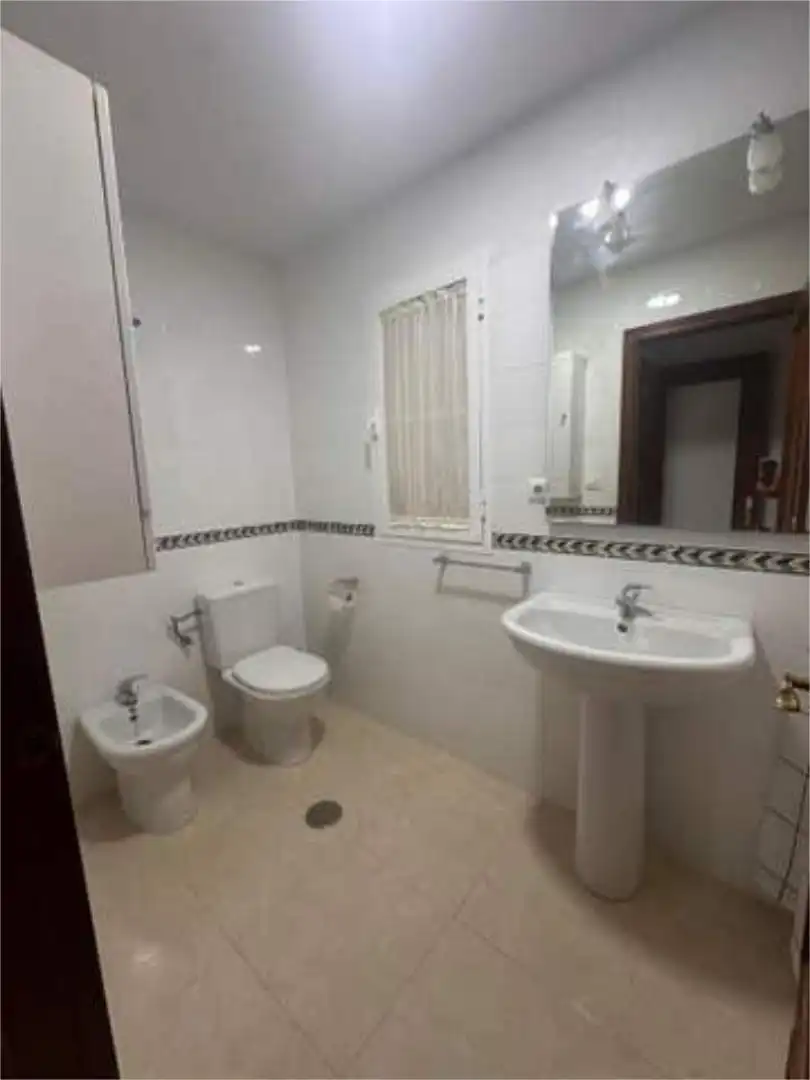 Apartments for rent in Fuentebravía Bathroom of Apartments for rent in El Puerto de Santa María with Terrace and Furnished