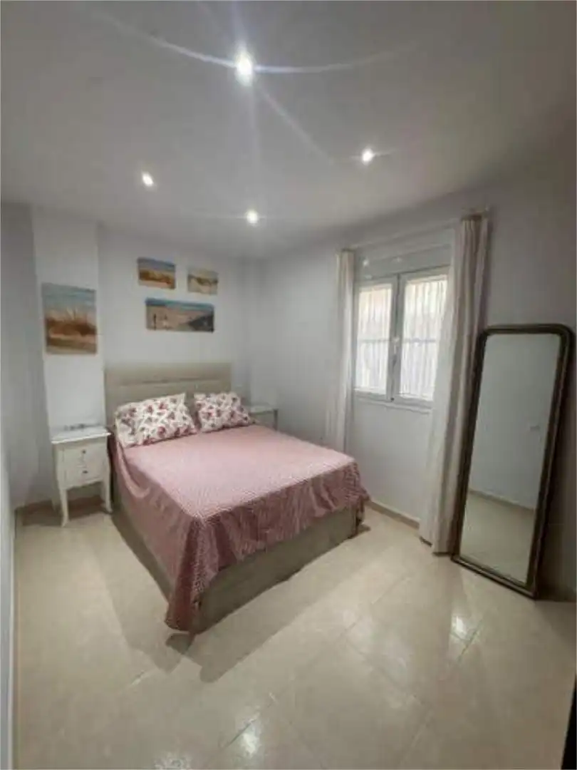 Apartments for rent in Fuentebravía Bedroom of Apartments for rent in El Puerto de Santa María with Terrace and Furnished