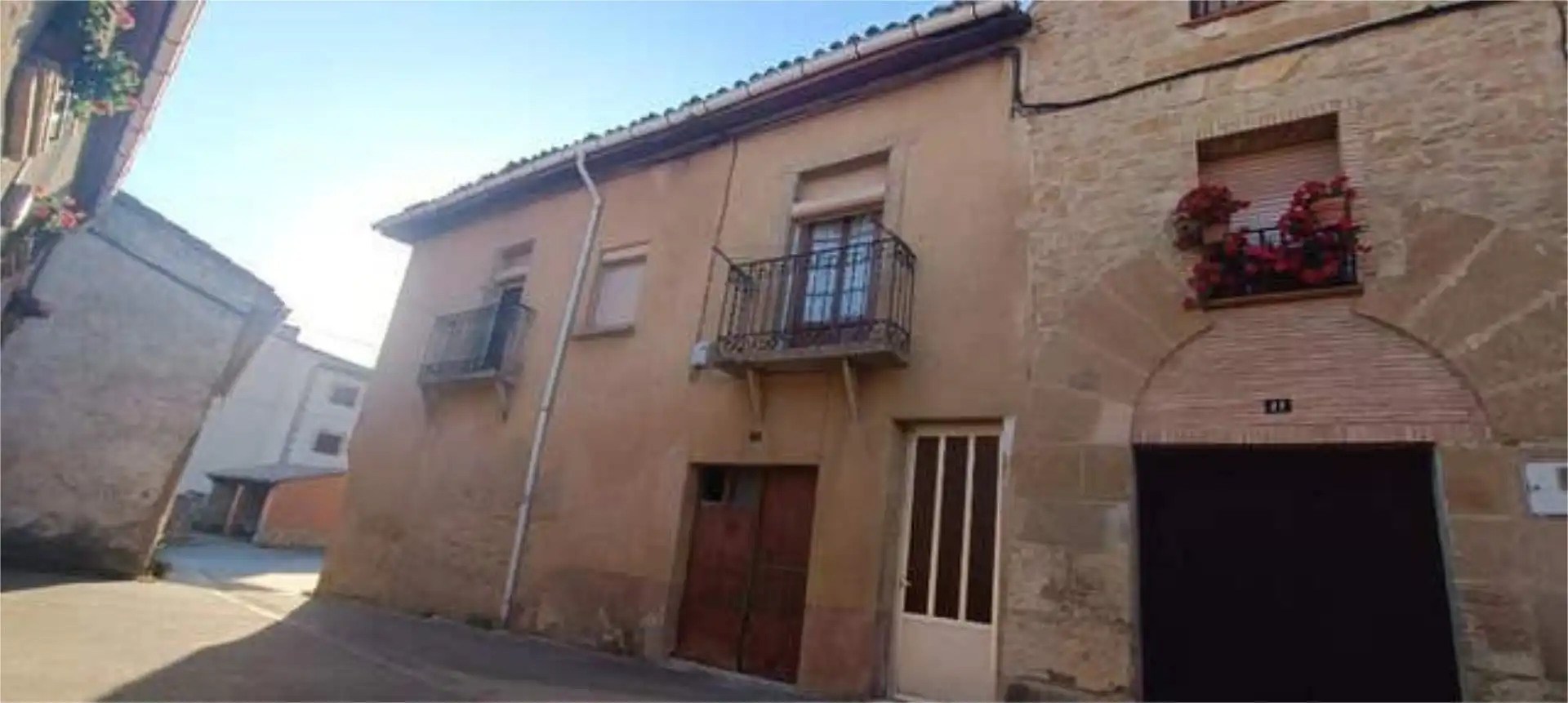 Houses for sale in Lapoblación Exterior view of Houses for sale in Lapoblación