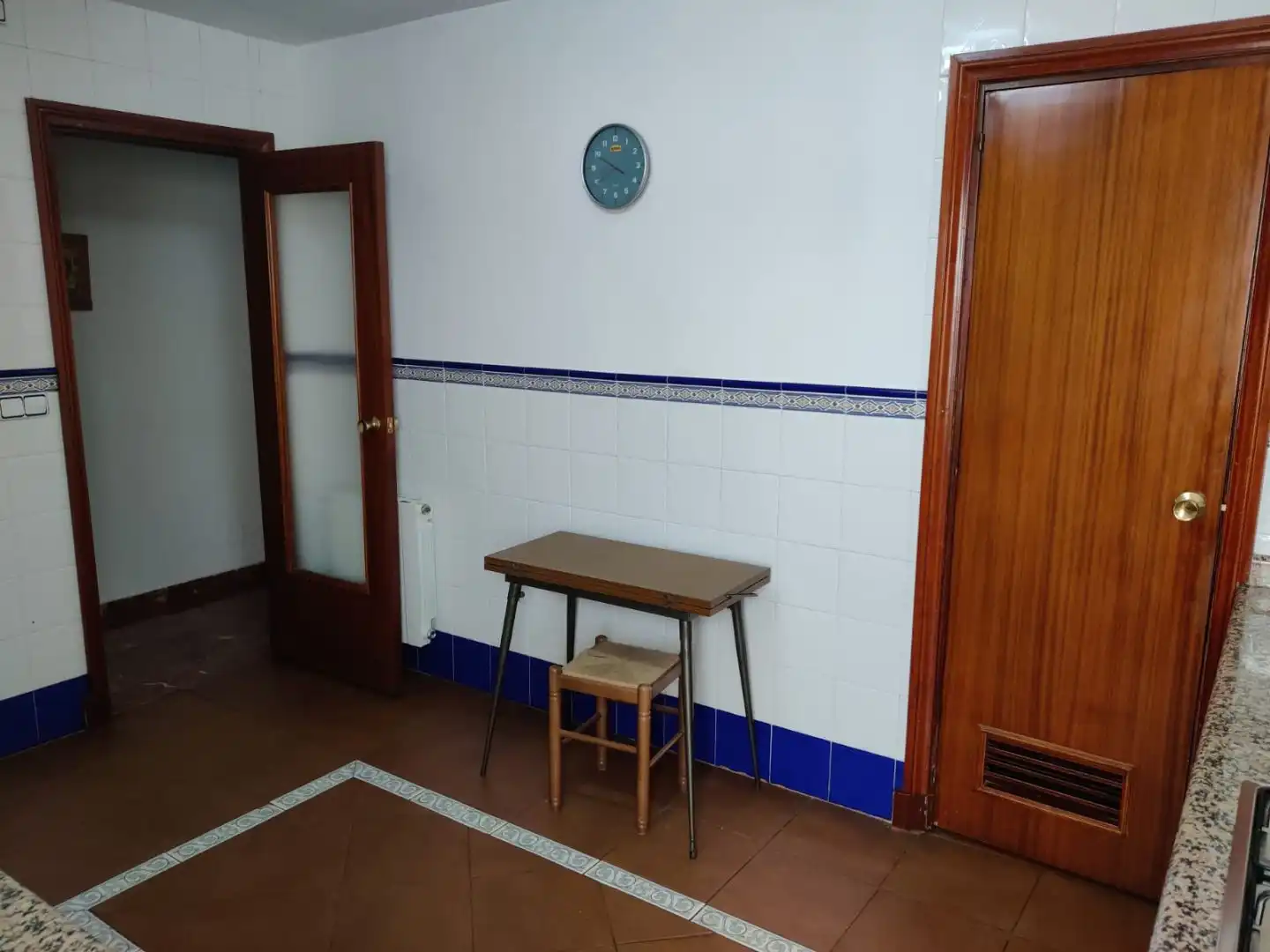 Habitació a Avenida de Andalucía, 43, Hospital Pis per a compartir en Jaén amb Aire condicionat, Calefacció i Terrassa