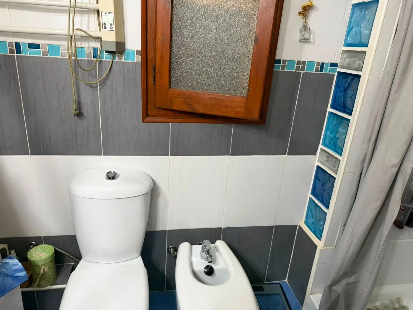 Flat for sale in Avinguda de la Constitució, 62, Morvedre Bathroom of Flat for sale in Valencia Capital with Air Conditioner